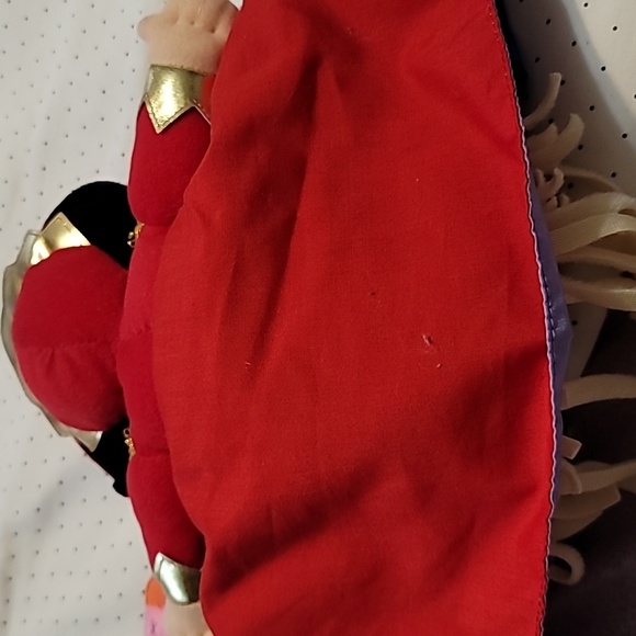 Alice in Wonderland Mad Hatter & Queen Topsy Turvy doll - Picture 5 of 5